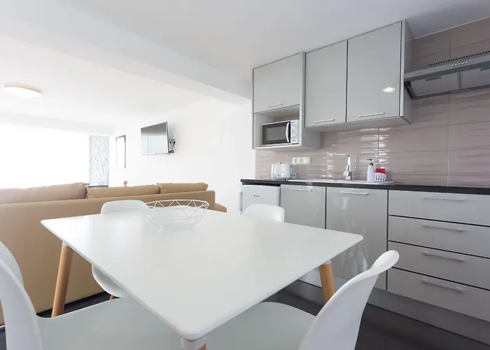 Couette-café 35th Atlantic View 4*